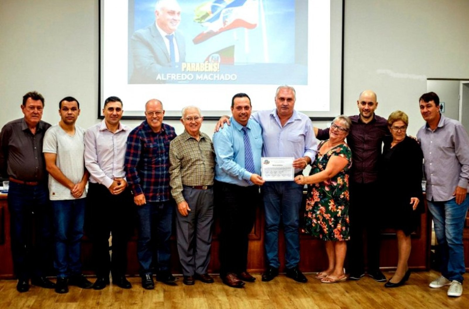 Prefeito Alfredo foi homenageado na Câmara Municipal de Capela de Santana por unanimidade