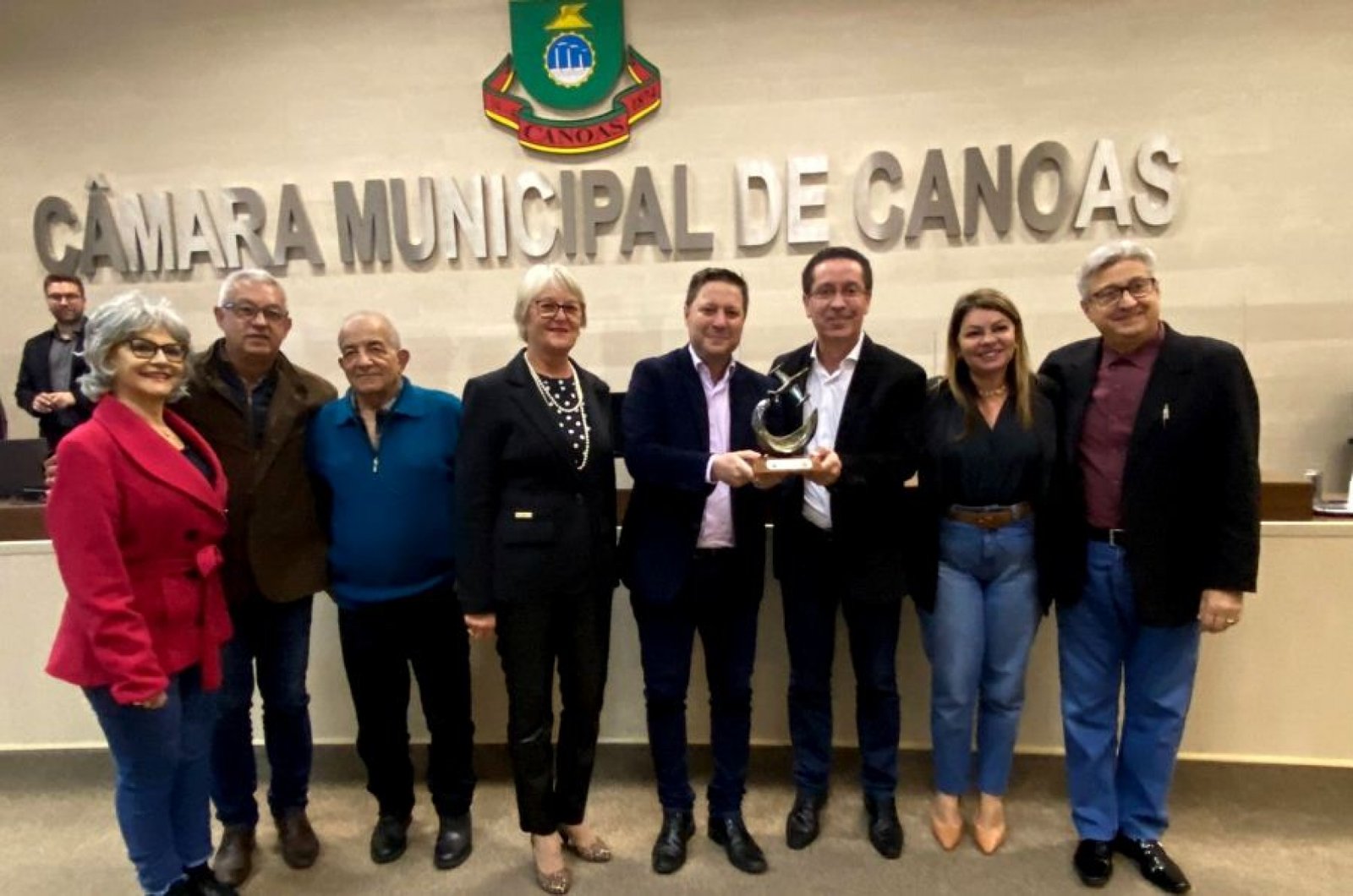 Câmara de Vereadores de Canoas homenageia Nova Santa Rita