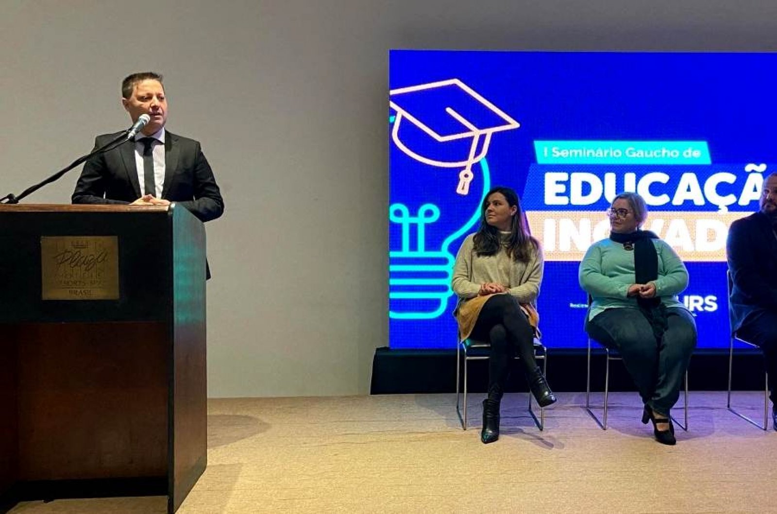 Famurs promoveu o 1º Seminário Gaúcho de Educação Inovadora