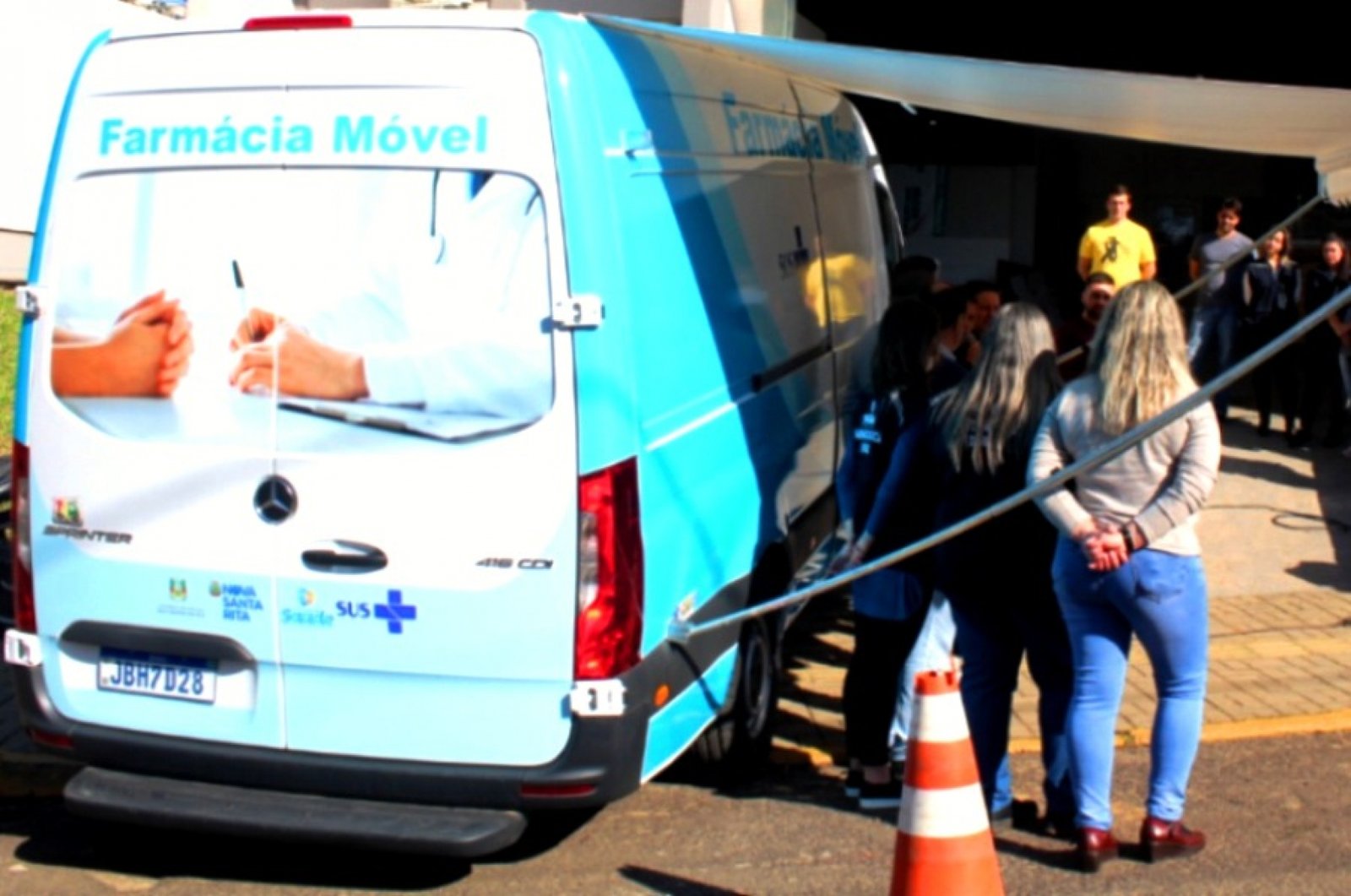 Farmácia Municipal Unidade Móvel nos bairros de Nova Santa Rita