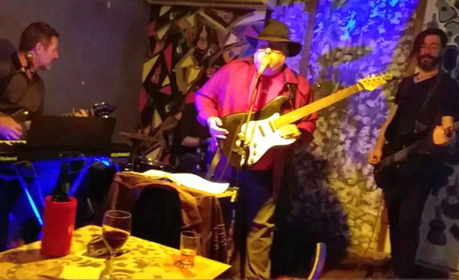 Show de Blues da banda Tio Fester’s na véspera do dia dos namorados