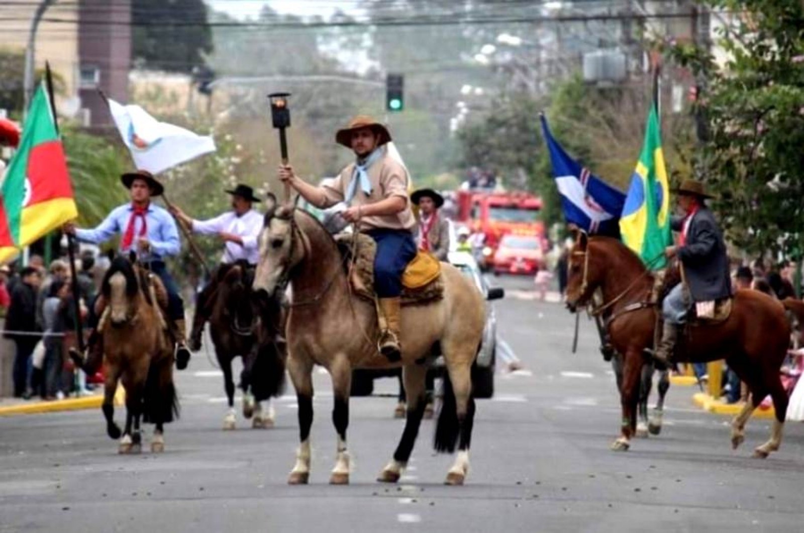 Desfile será a grande atração no último dia da Semana Farroupilha