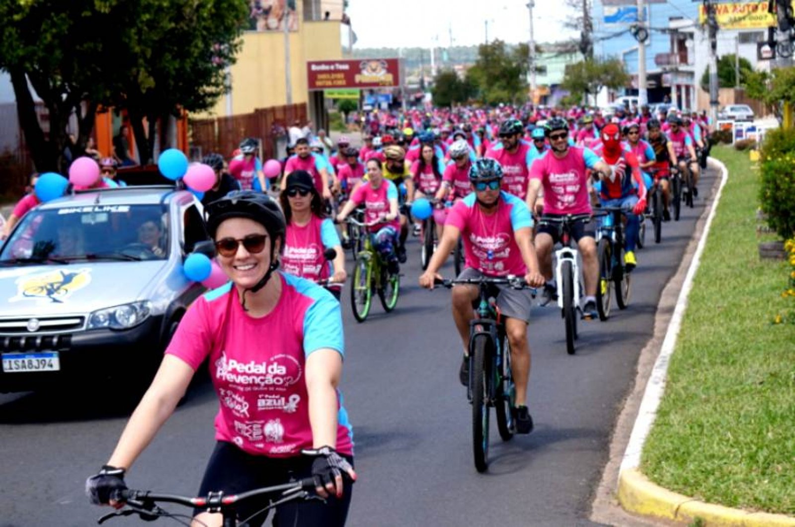Mais de mil ciclistas participaram do Pedal da Prevenção