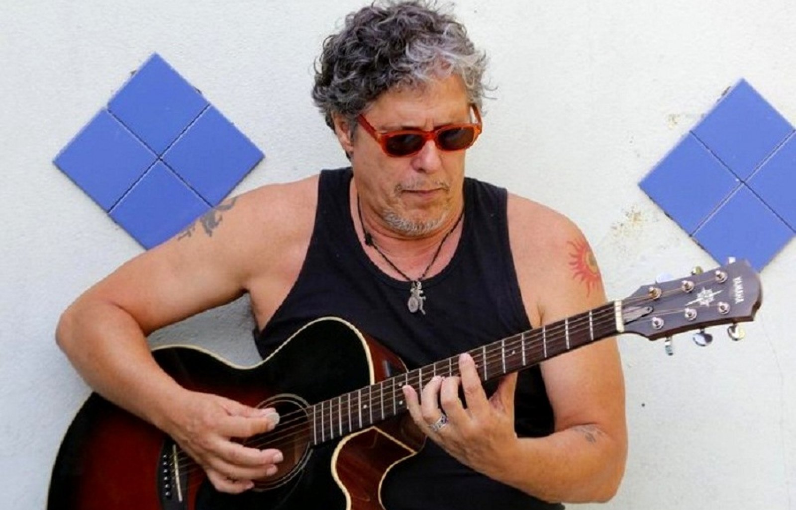 Morreu o compositor e cantor gaúcho Bebeto Alves