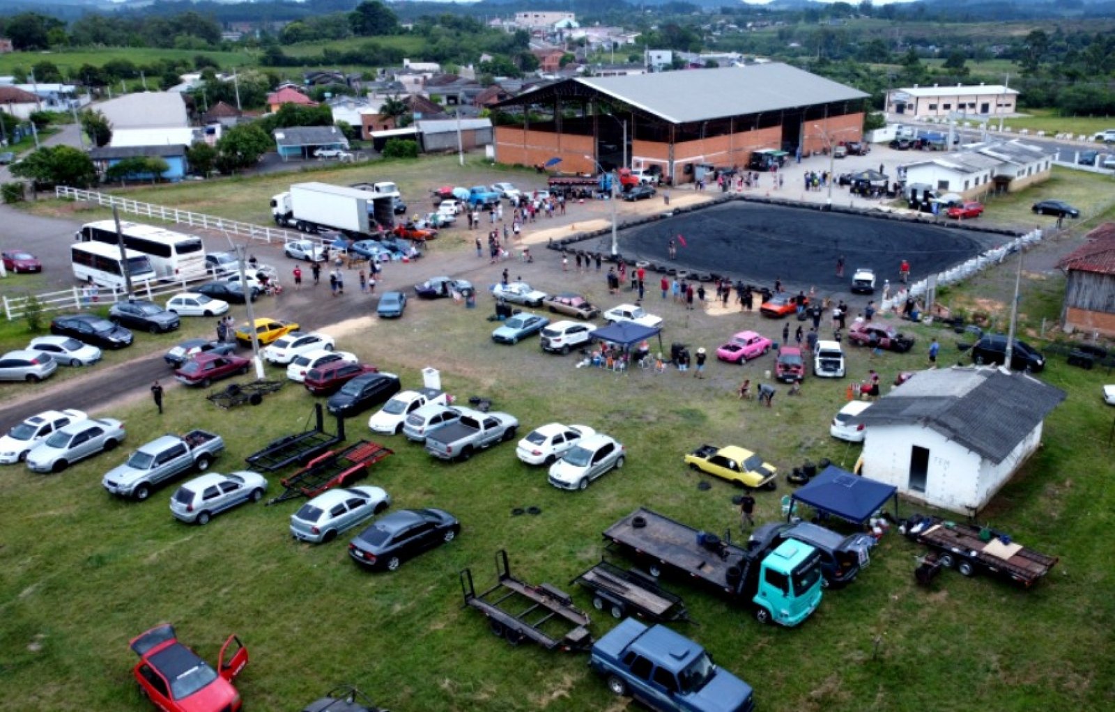 Inauguração da Pista de Borrachão no Centro de Eventos