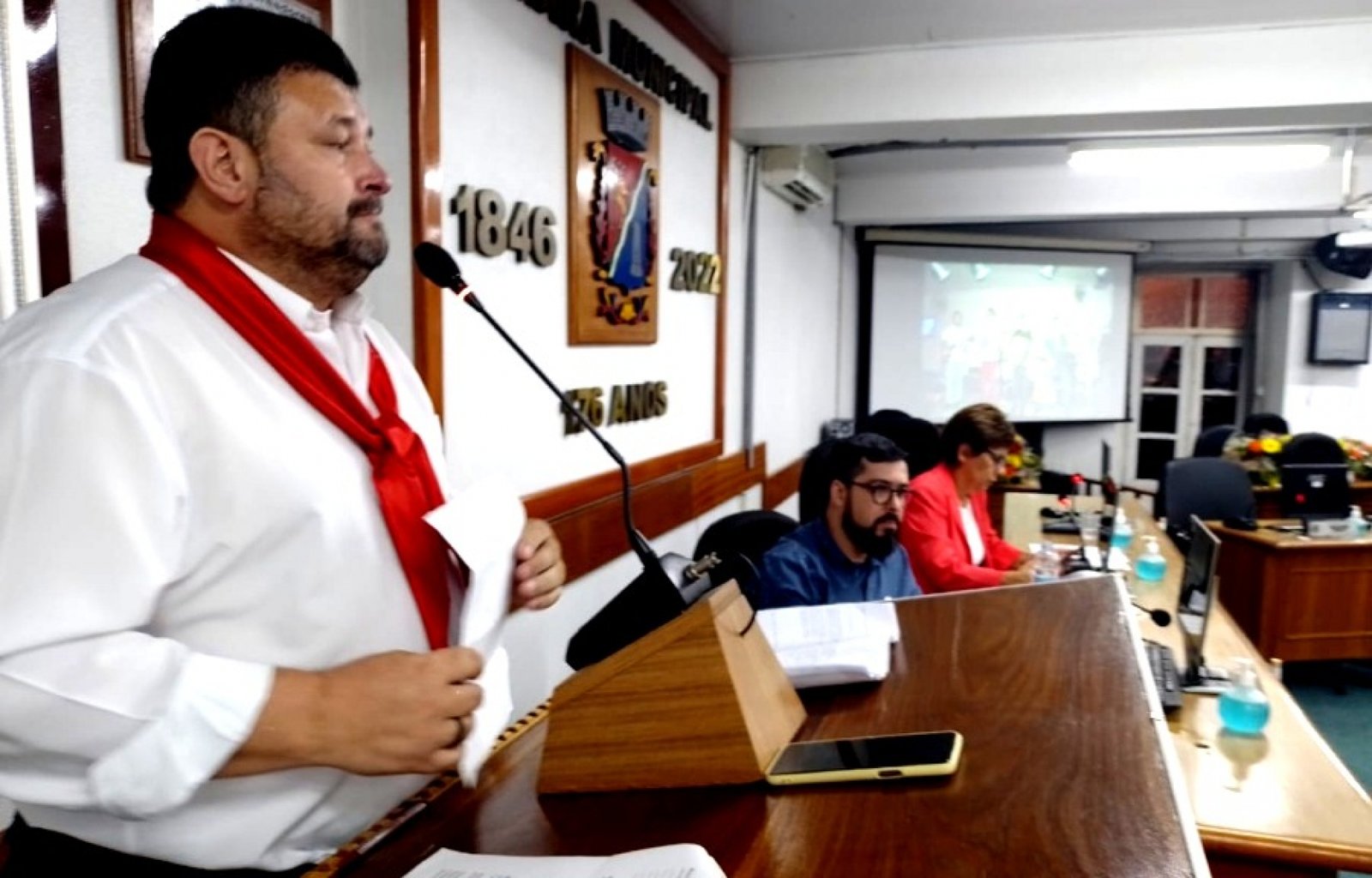 Gilmar Pinto assume cadeira no legislativo com foco na Educação e Cultura
