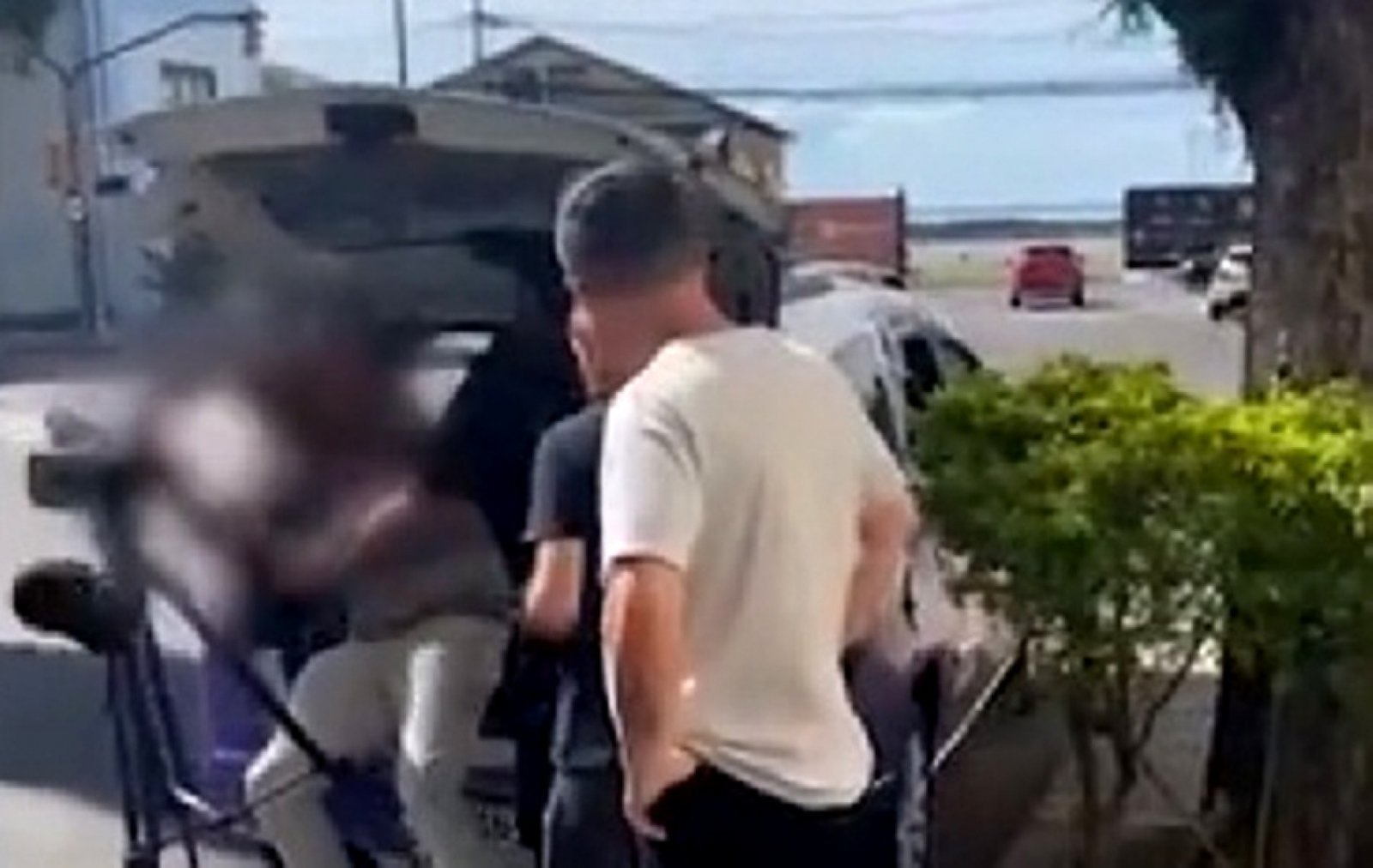 Vereador de Nova Santa Rita agride repórter da RDC TV