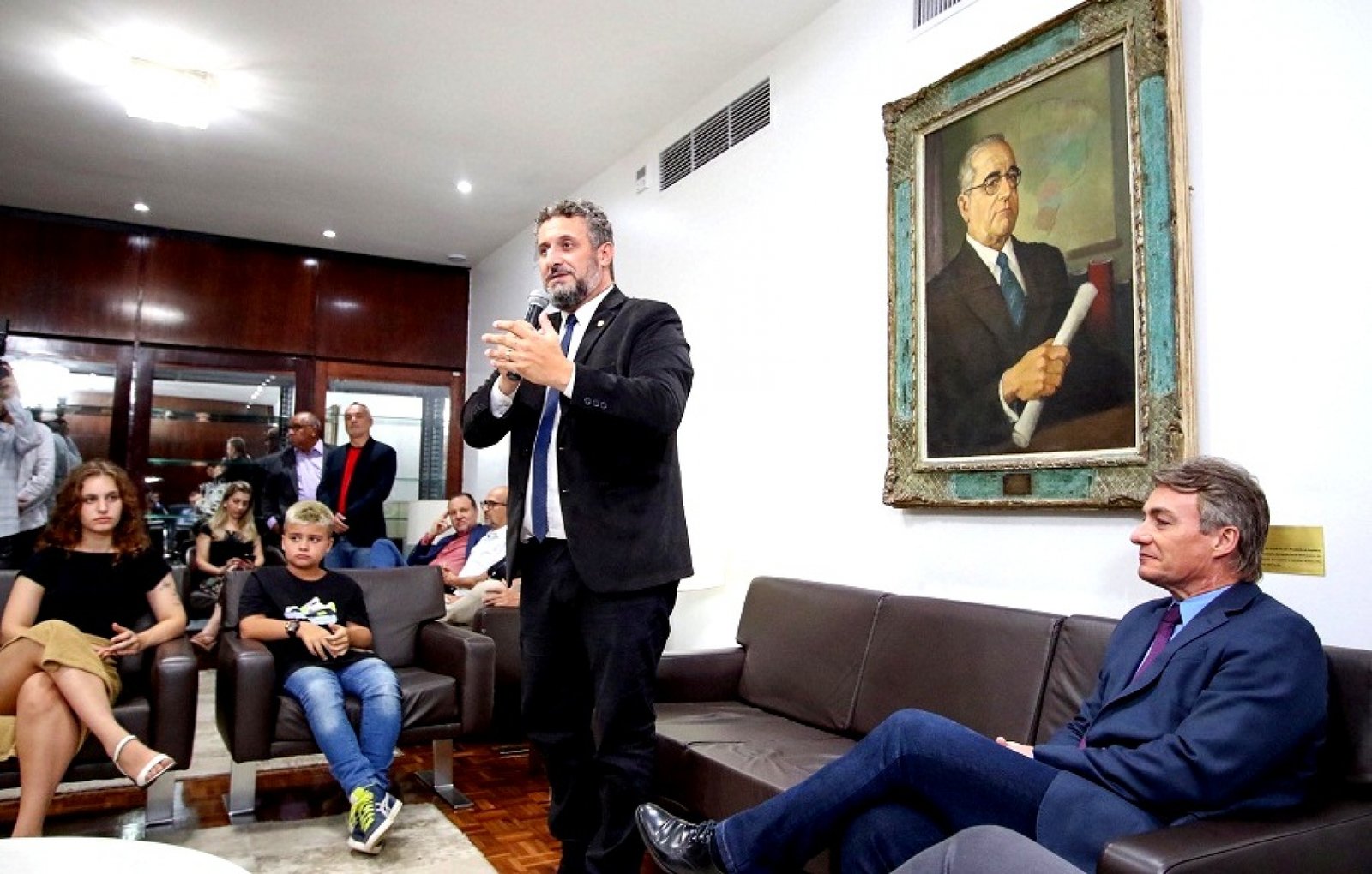 Primeiro suplente do PP, Issur Koch assume cadeira na Assembleia Legislativa