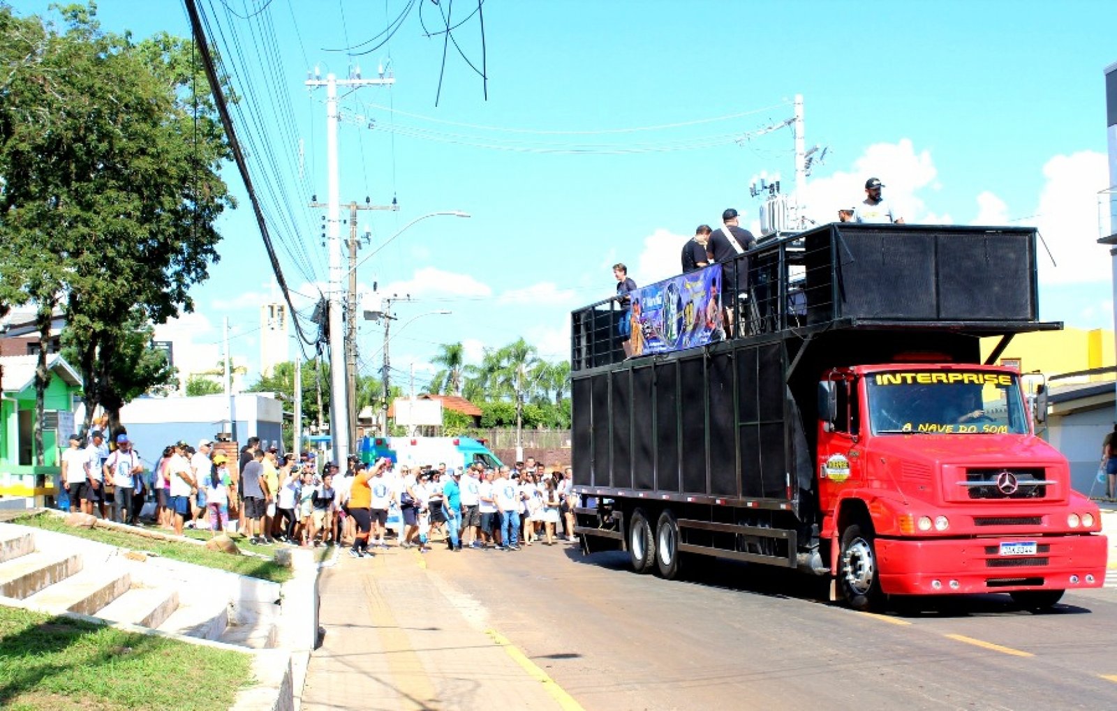 Marcha pra Jesus Cristo movimentou a cidade