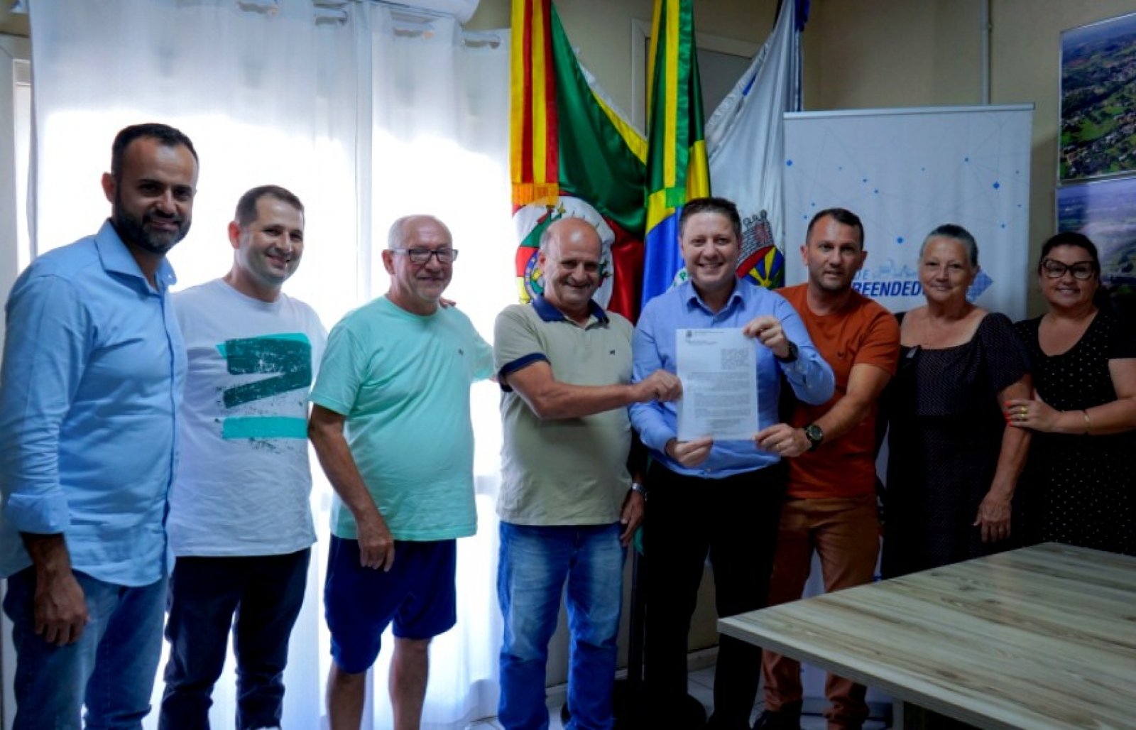 Assinado mais um edital de licitação para obra de pavimentação