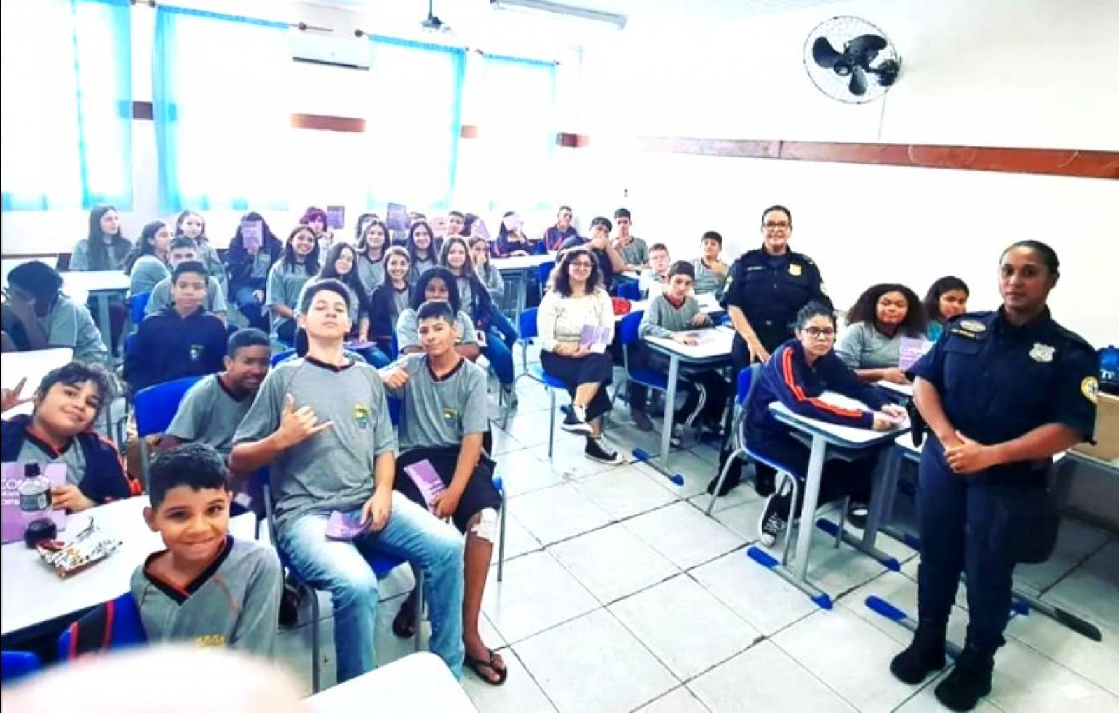 Violência contra a Mulher em  debate com alunos e professores