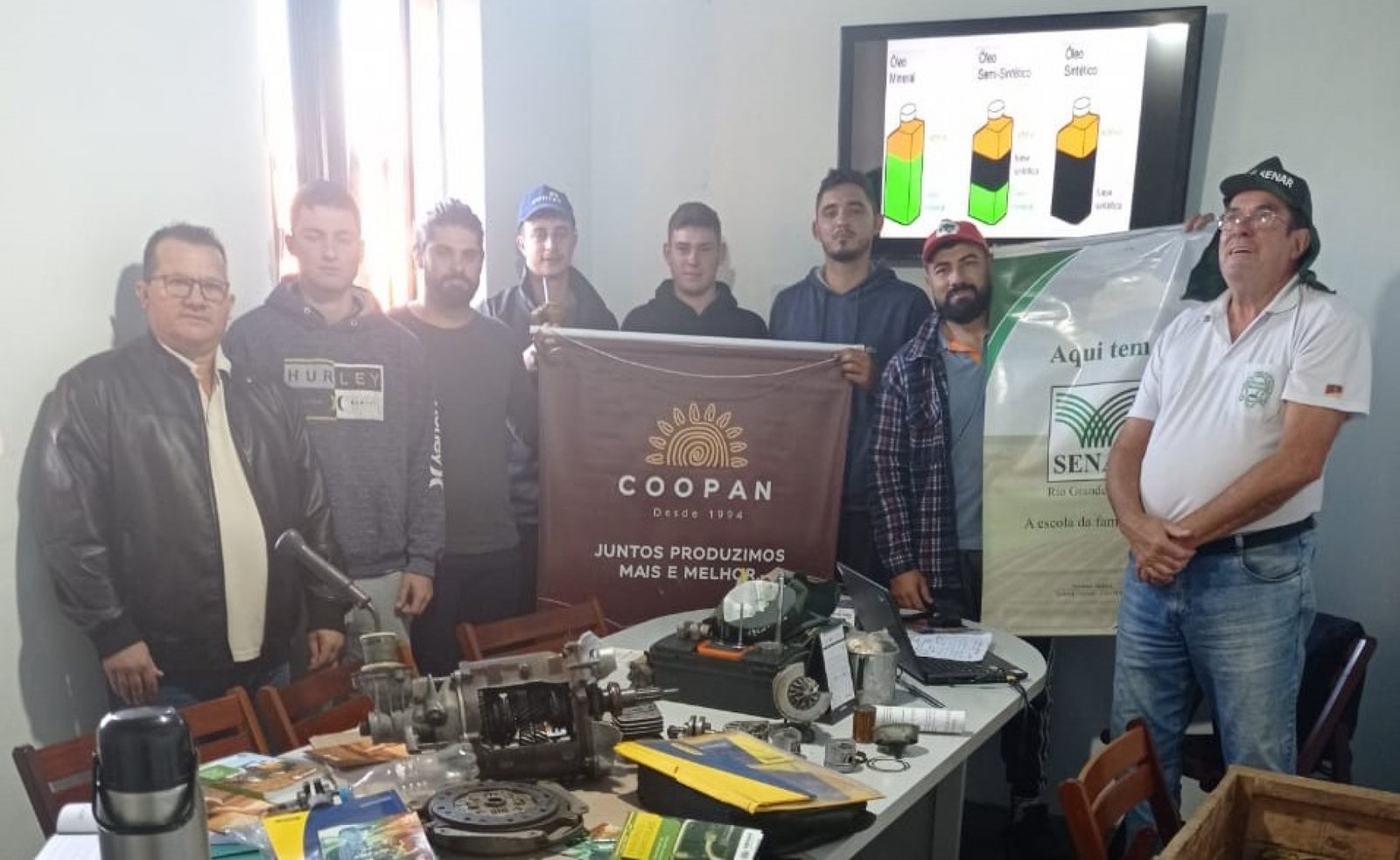 Curso de capacitação de operador de máquinas agrícolas