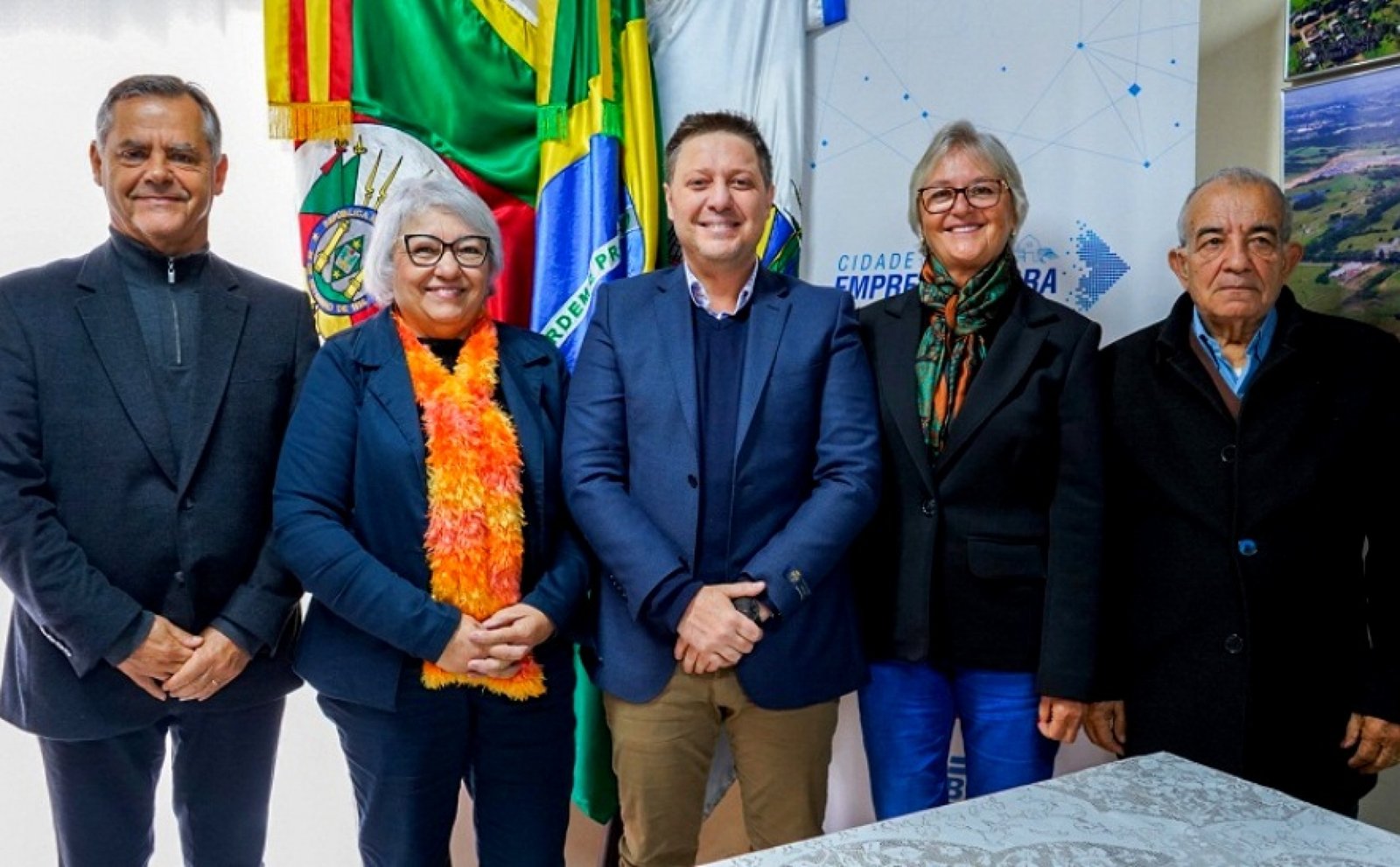 Ex-prefeitos aprovam a construção do novo Centro Administrativo