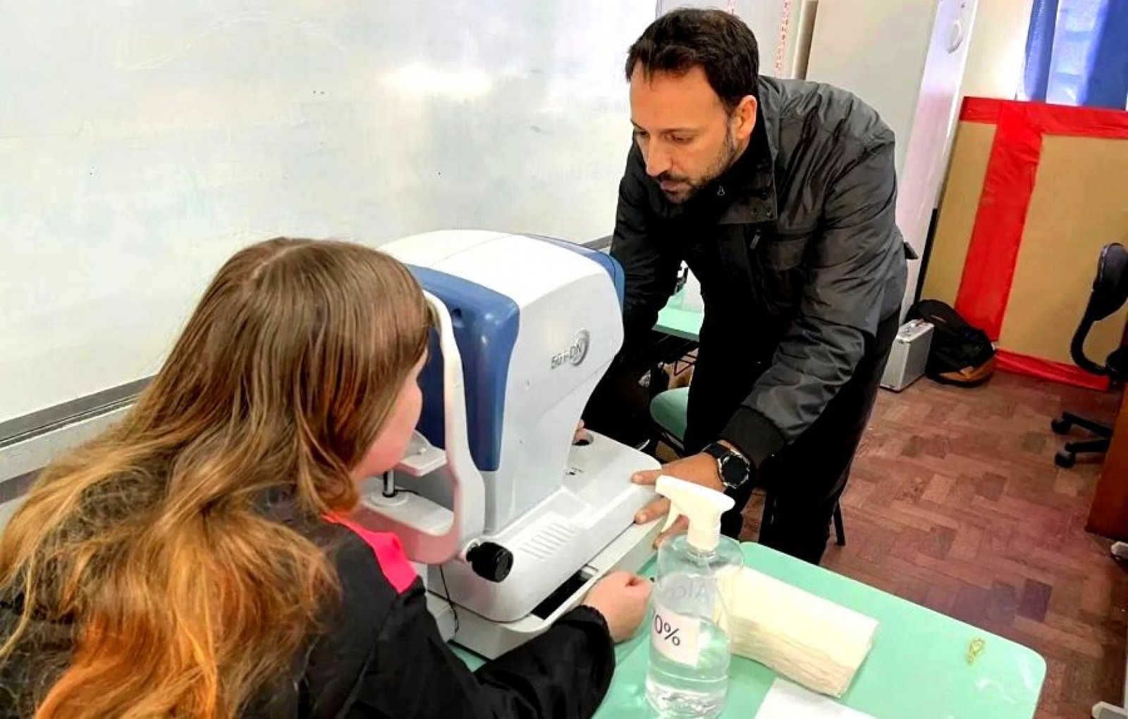 Projeto Ver com Saúde nas escolas do município