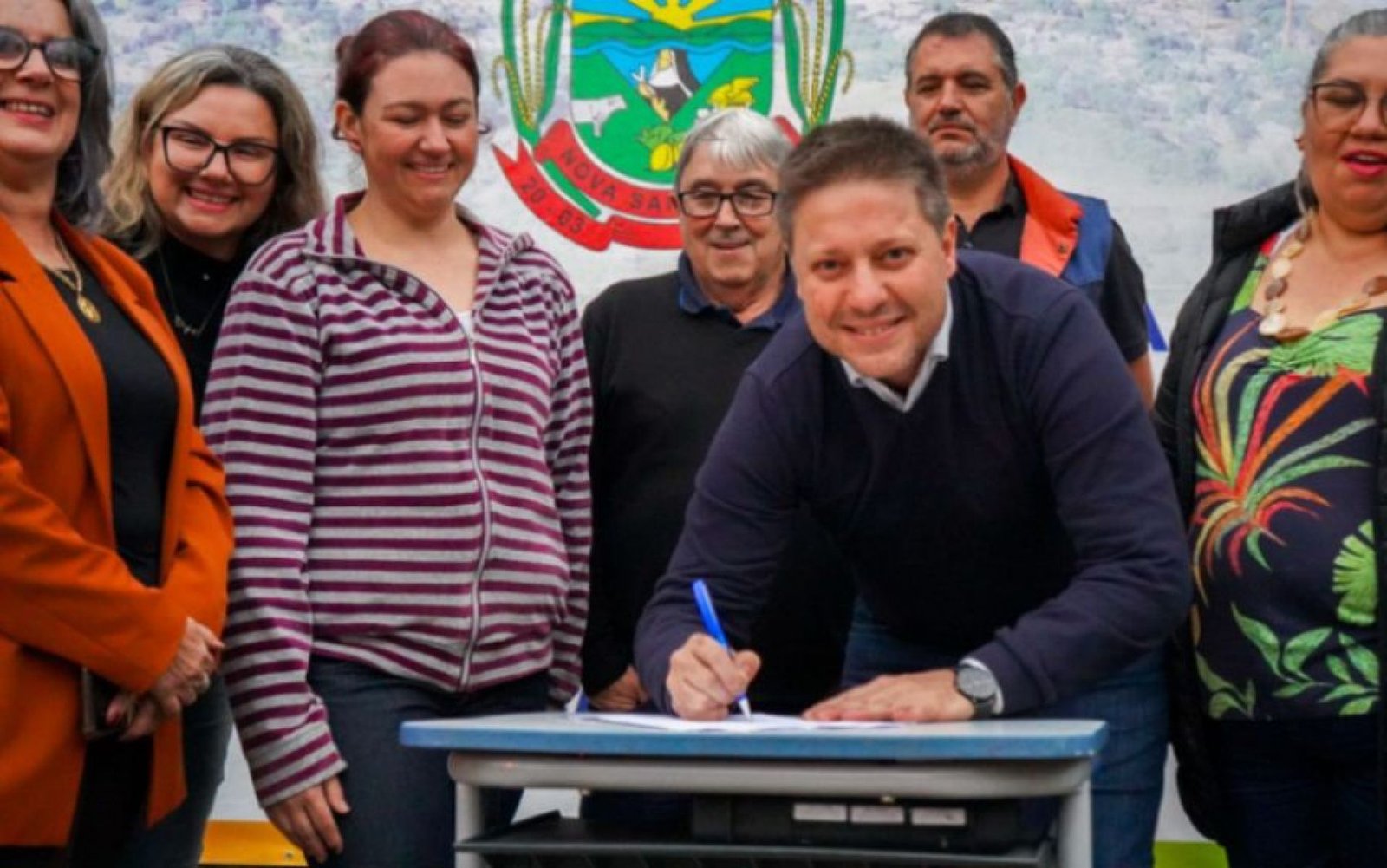  Prefeito deu ordem de início da obra da praça no bairro Califórnia