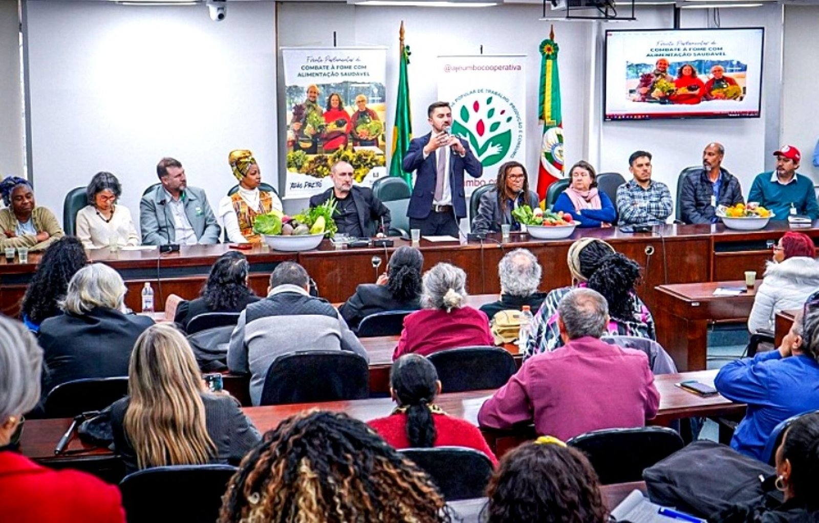 Instalada Frente Parlamentar de Combate à Fome com Alimentação Saudável