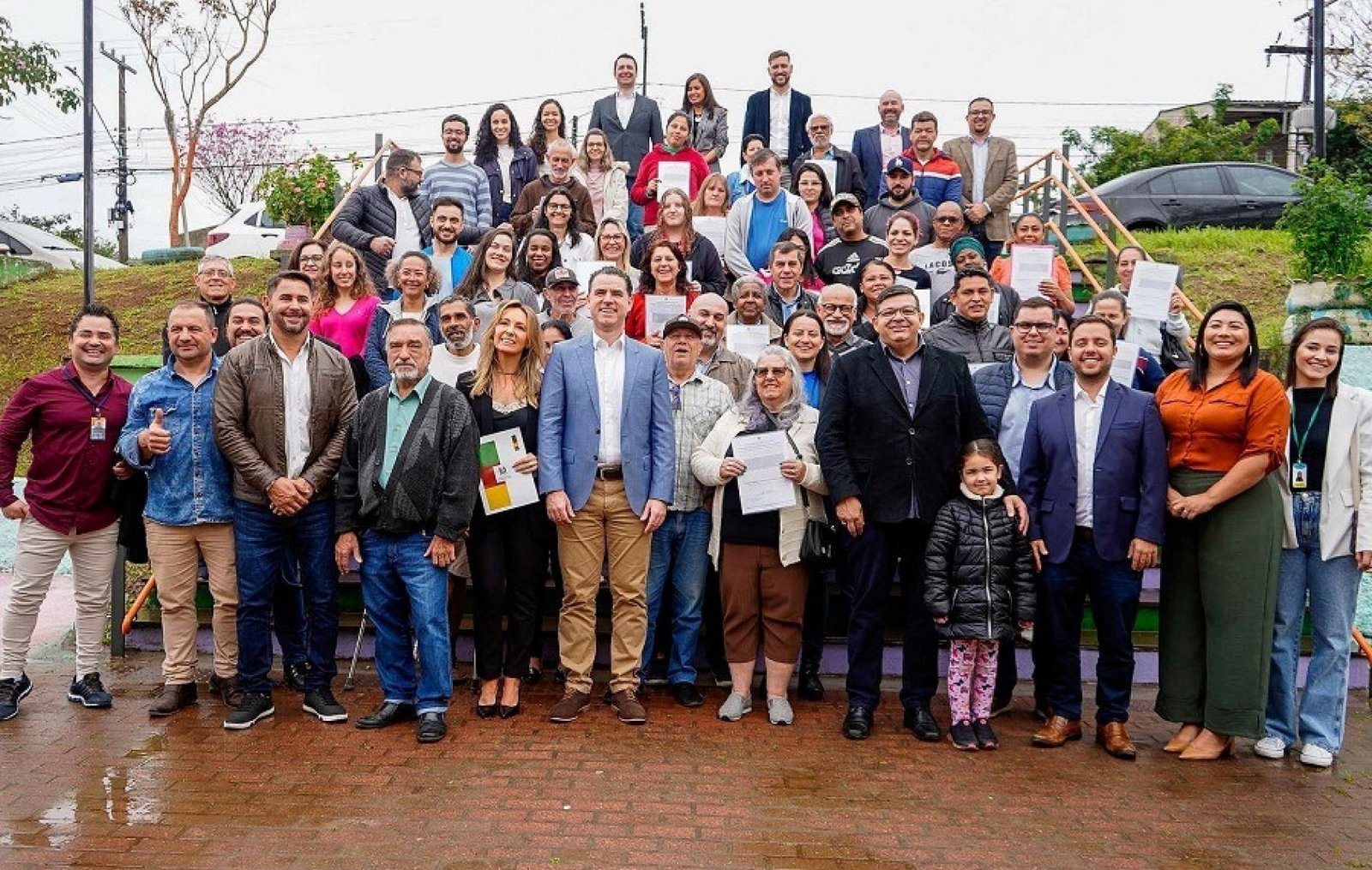Governo estadual concede posse de terrenos no município