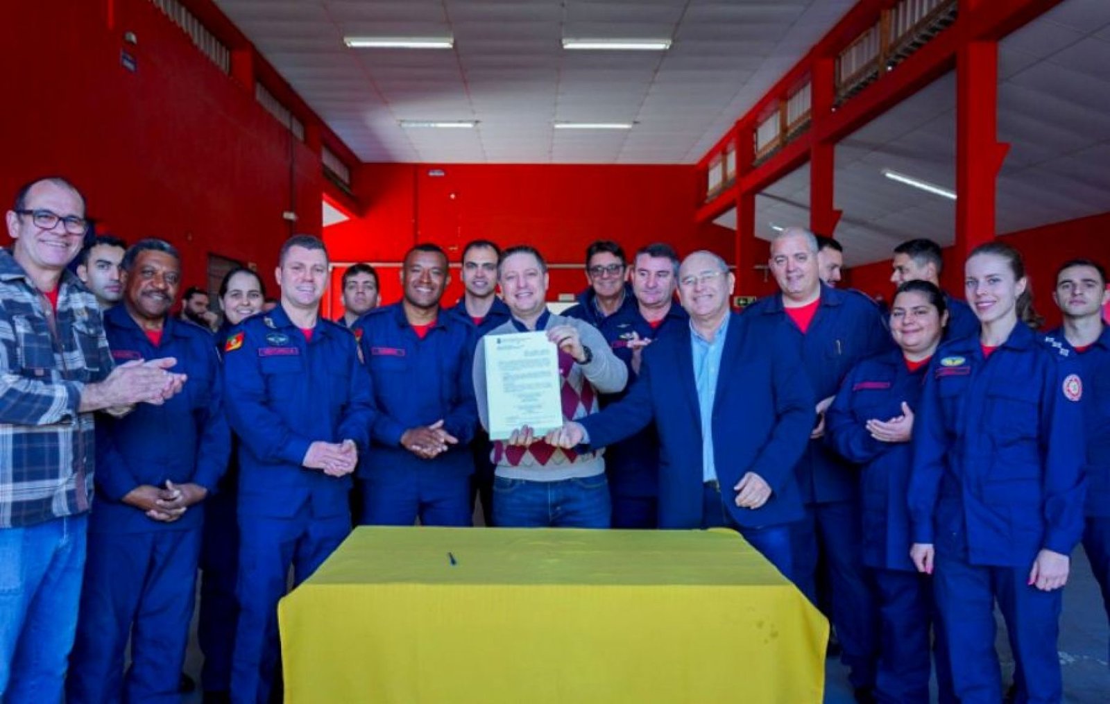 Contratação de bombeiros civis para o Corpo de Bombeiro Comunitário
