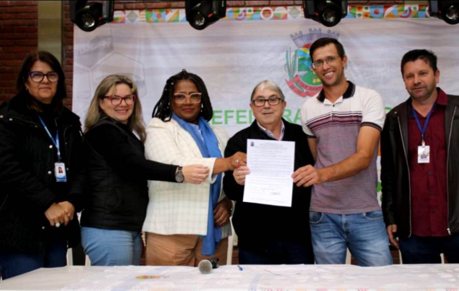 Secretaria Municipal de Agricultura entregou mais um programa de incentivo