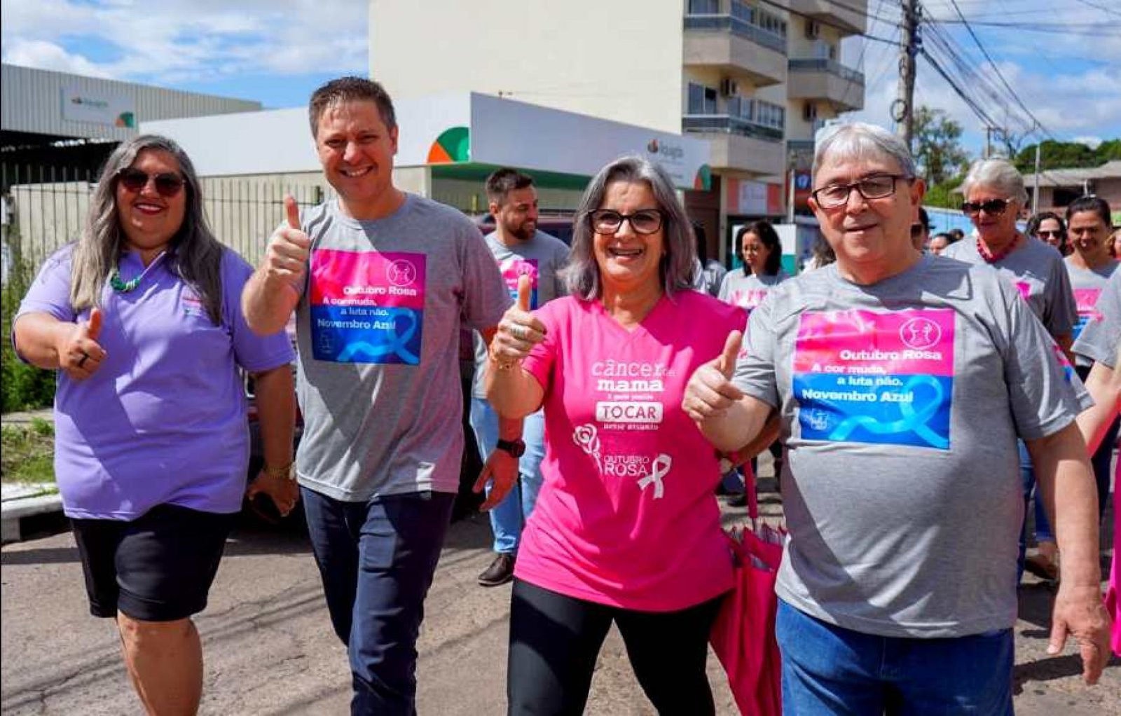 Caminhada do Outubro Rosa mobilizou comunidade