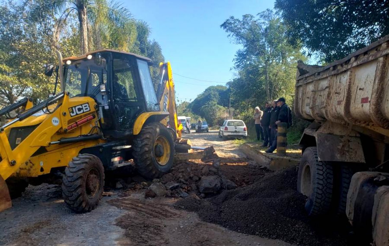 Prefeito Kiko Hoff cumpre promessa e libera o desvio do pedágio para caminhões e ônibus
