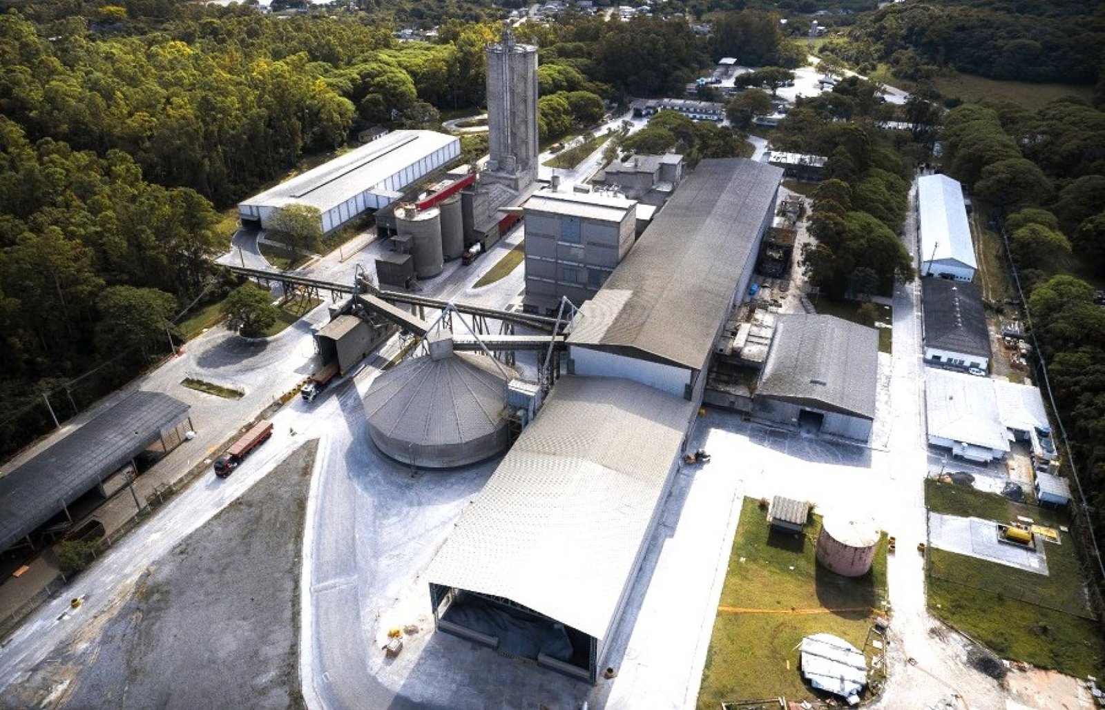 Imagem ilustrativa: InterCement Brasil abre 14 vagas de emprego em sete estados 