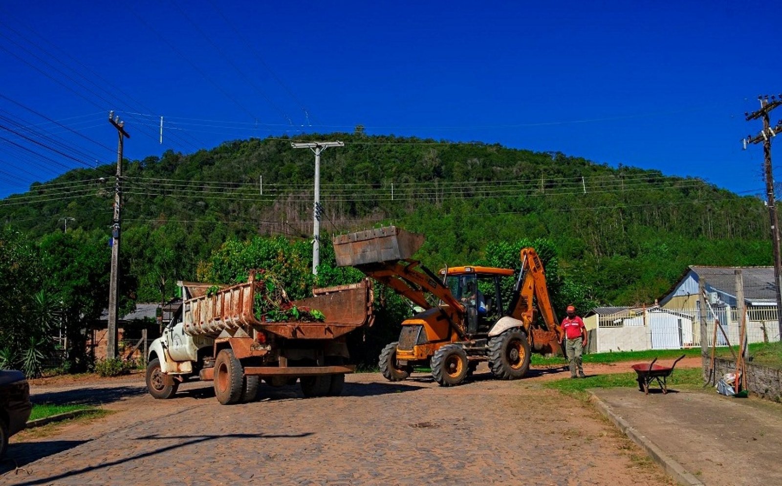 Prefeitura realizou obras de manutenção na Rua Levinus Bauermann