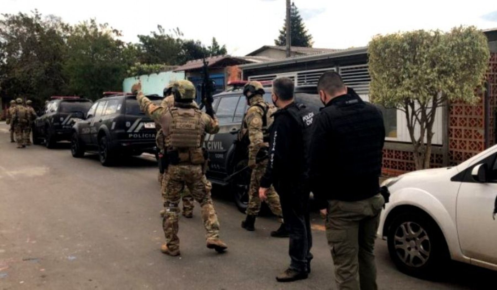 Polícia Civil fez operação contra roubo de cargas na região