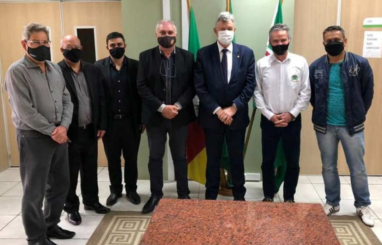 Prefeitos da Região se reuniram com o Senador Heinze