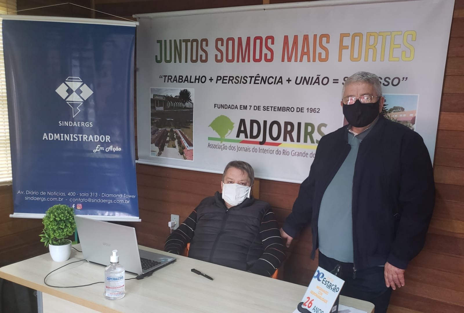 Sindaergs visita a Casa da Adjori na Expointer
