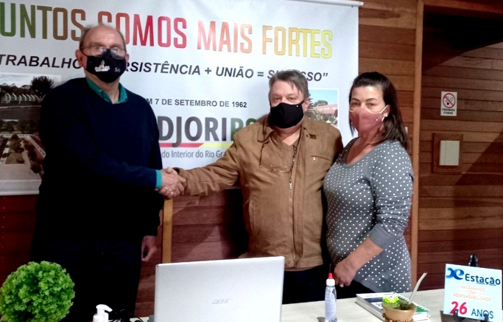 Ex-prefeito de Capela de Santana visitou Casa da Adjori na Expointer