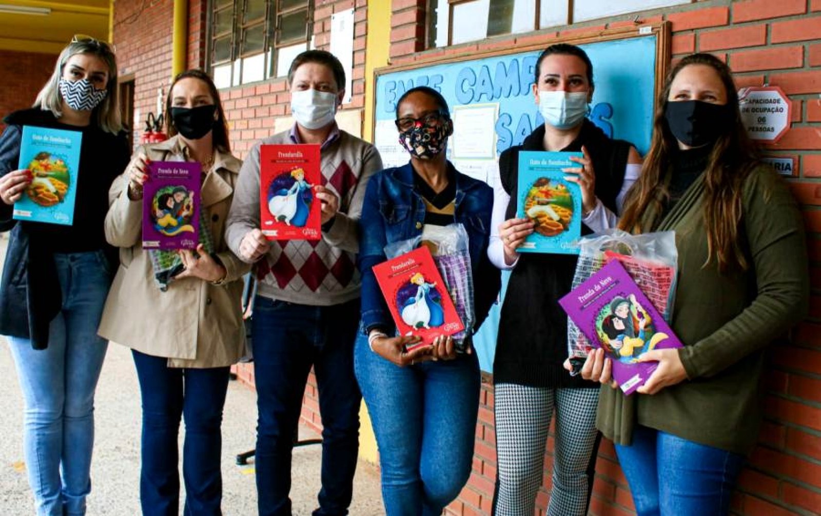 Livros do Patrono da Feira foram distribuídos para escolas de Nova Santa Rita