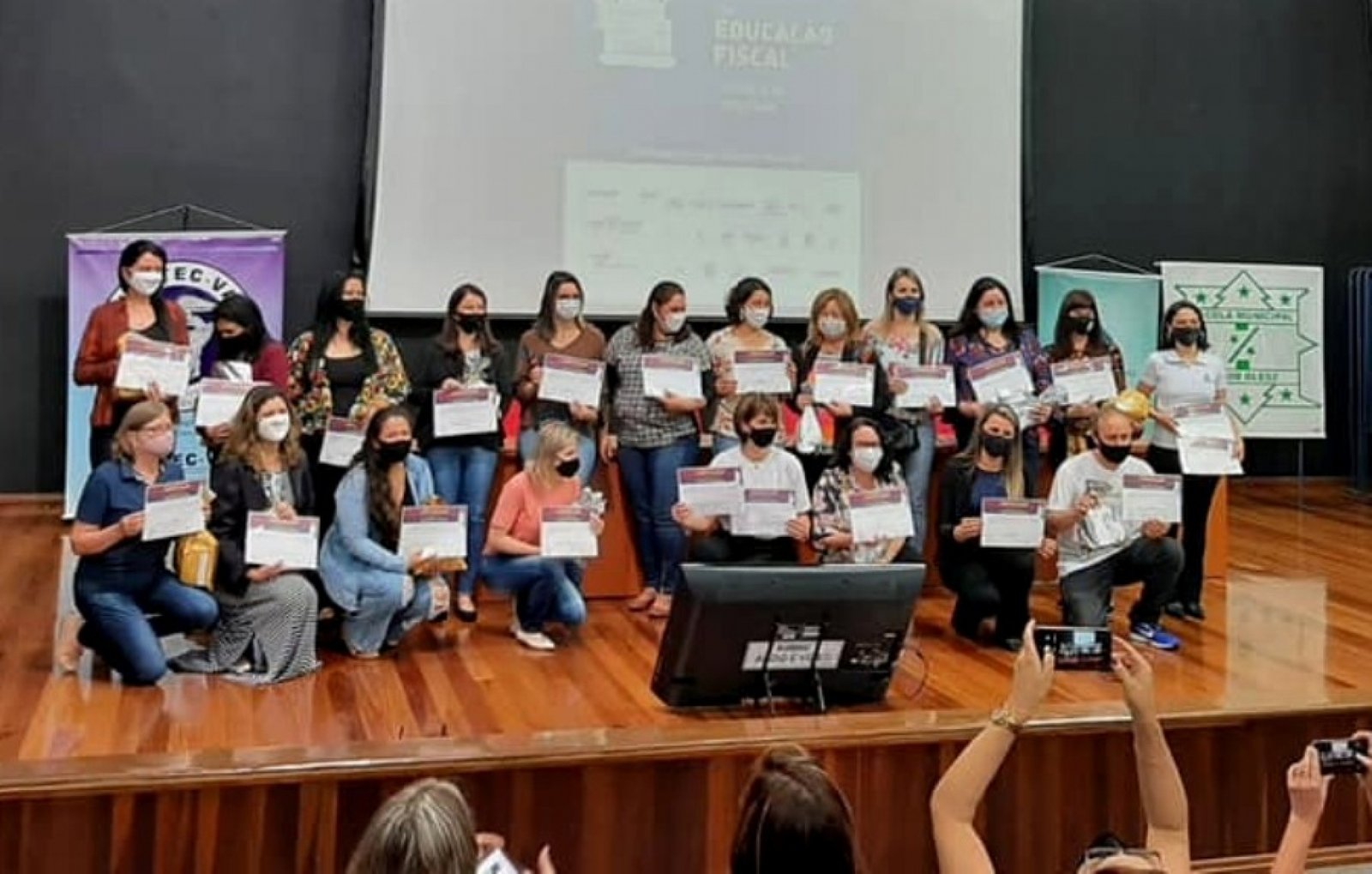 Alunos de Montenegro vencem concurso de redação