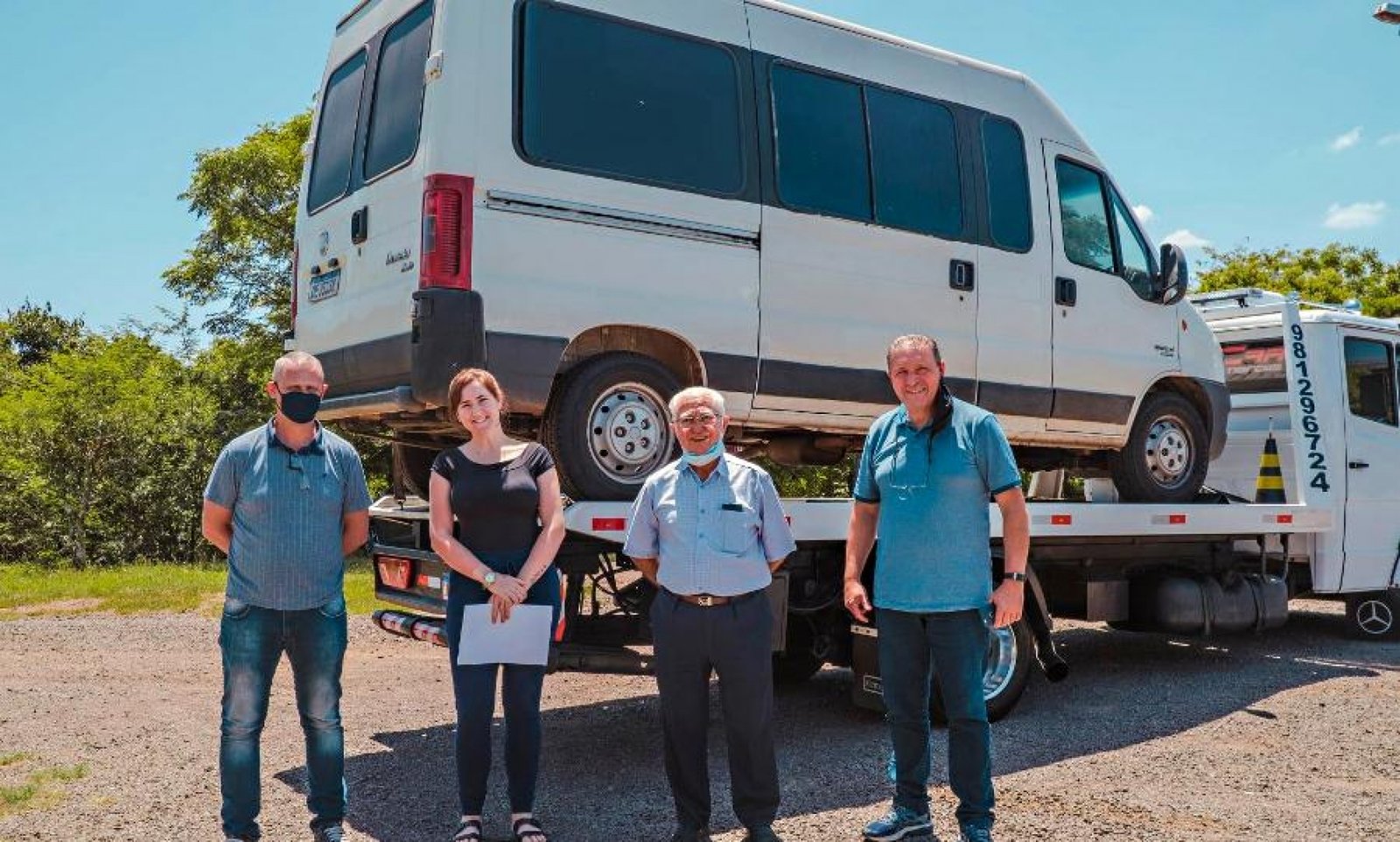 Administração Municipal recebeu novo veículo para transporte de munícipes