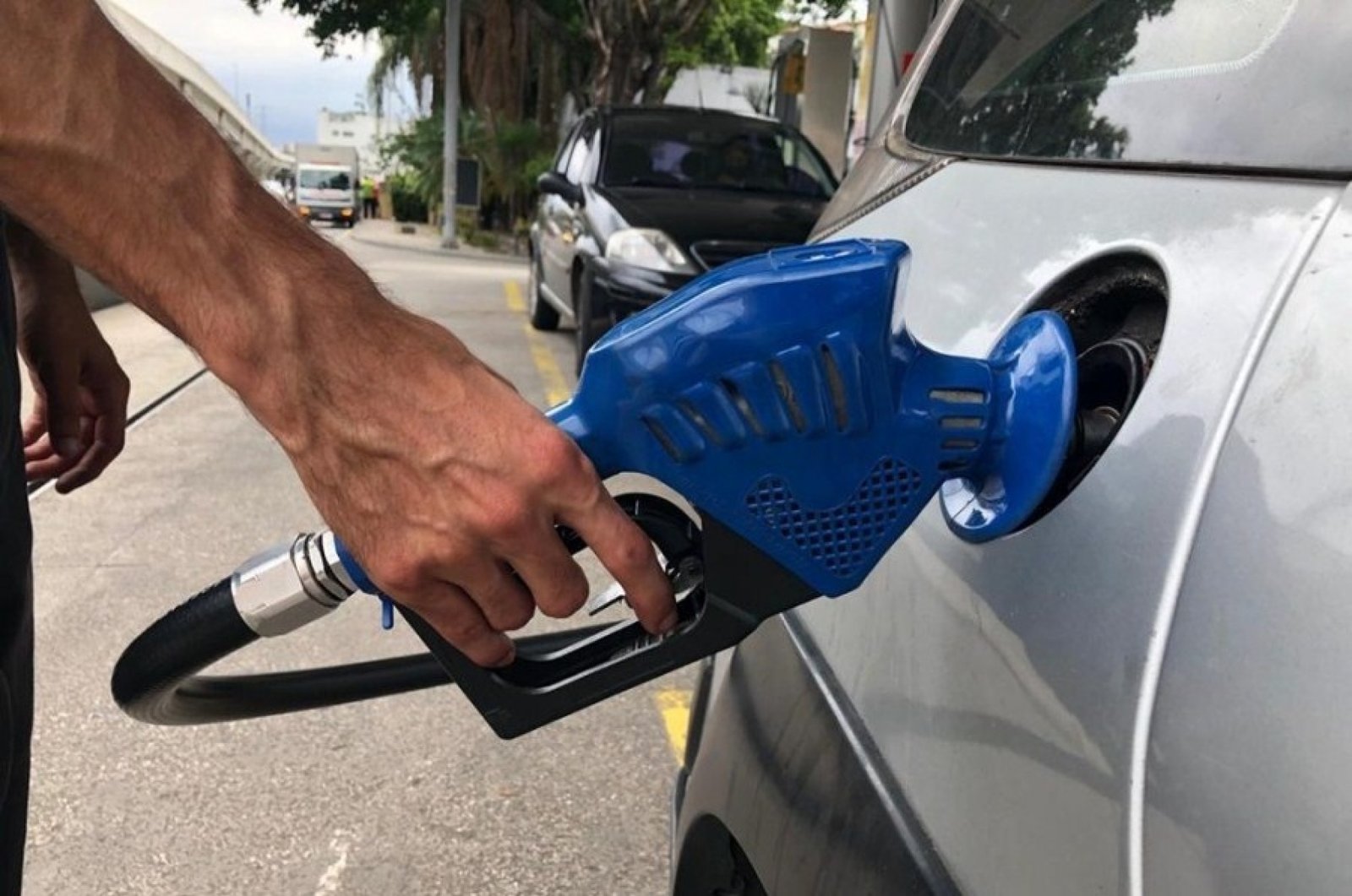 Redução da alíquota do ICMS deixa gasolina até 44 centavos mais barata no RS