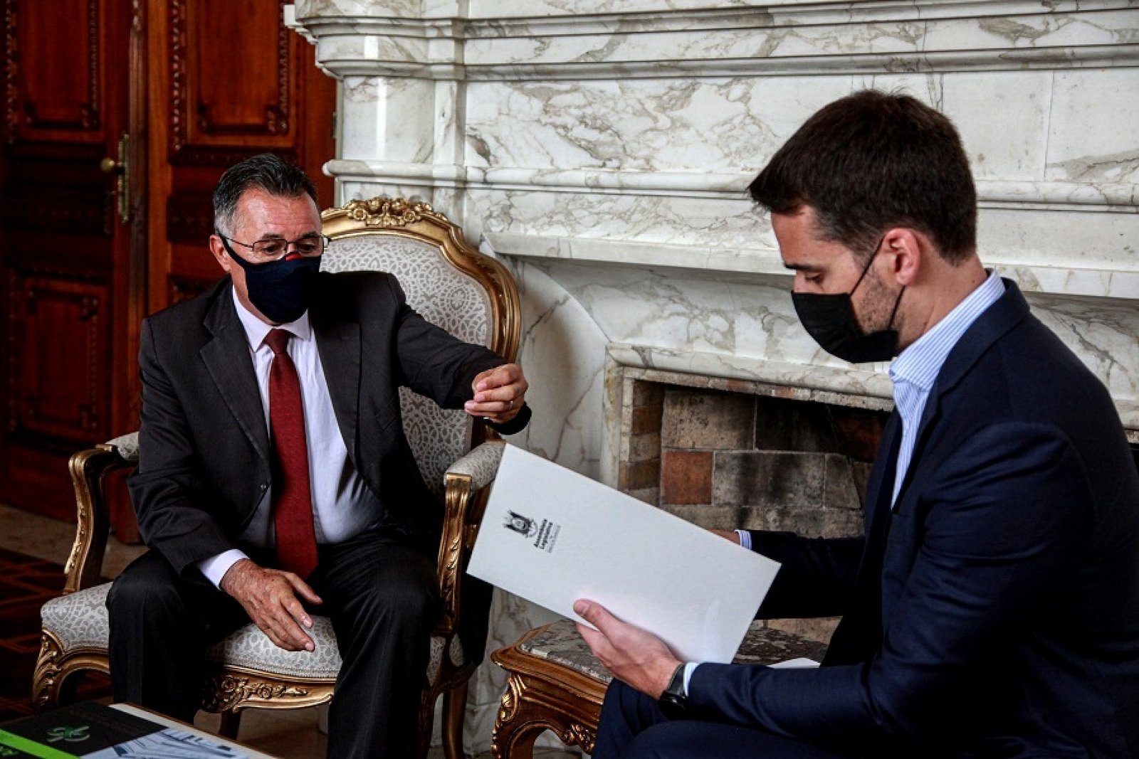 Deputado Valdeci Oliveira faz visita ao governador antes da sua posse  como presidente da AL