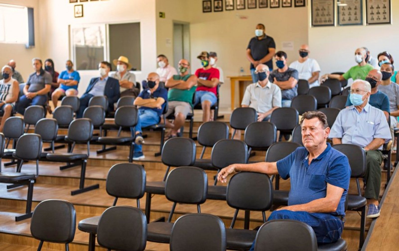 Reunião da comunidade com a empresa RGE de energia