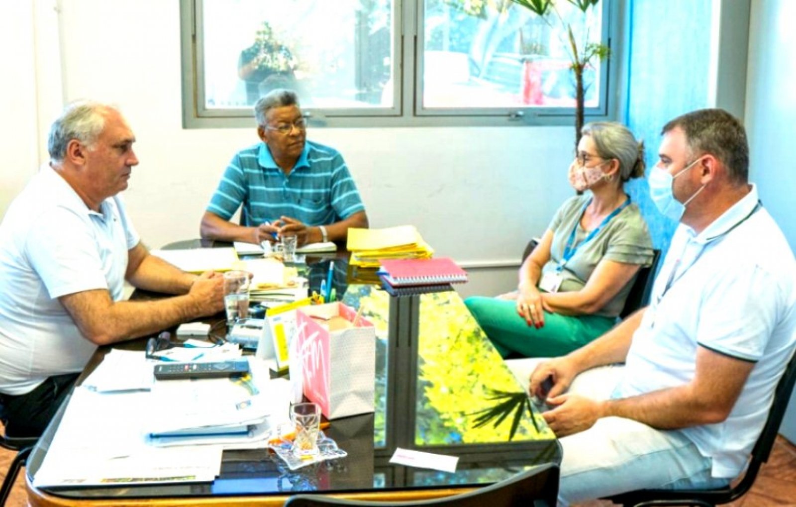 Prefeito Alfredo Machado se reuniu com empresários